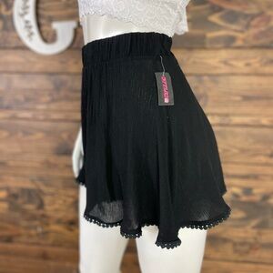 Iris | Super Flowy Shorts Pom Pom Lace Trim High Waisted Skort‎